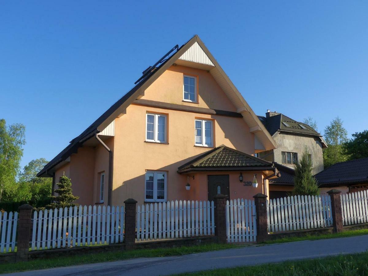 Dom Goscinny Orange Wysowa-Zdroj Luaran gambar