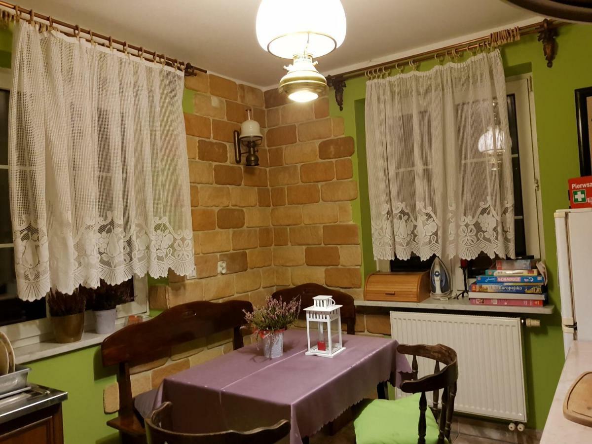 Dom Goscinny Orange Wysowa-Zdroj Luaran gambar